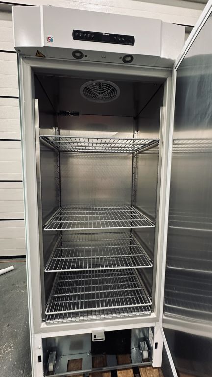 GRAM bioline BioMidi RF625 Tiefkühlschrank